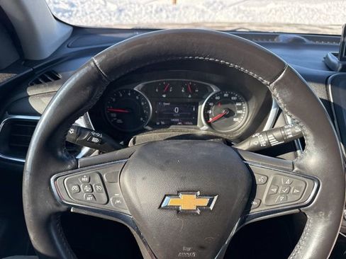 Used 2021 Chevrolet Equinox LT image 8