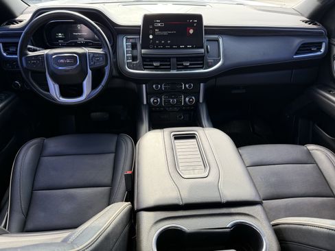 Used 2022 GMC Yukon SLT image 13