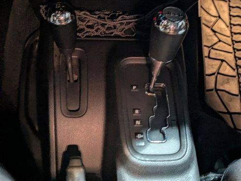 Used 2013 Jeep Wrangler Sport image 14