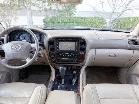 Used 2002 Toyota Land Cruiser AWD/4WD image 80