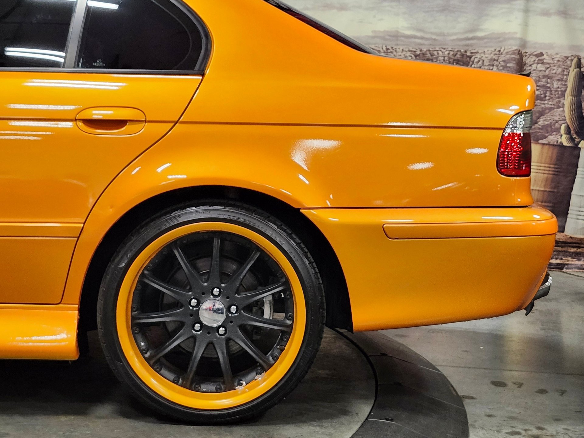Used 1998 BMW 540i Sedan RWD image 6