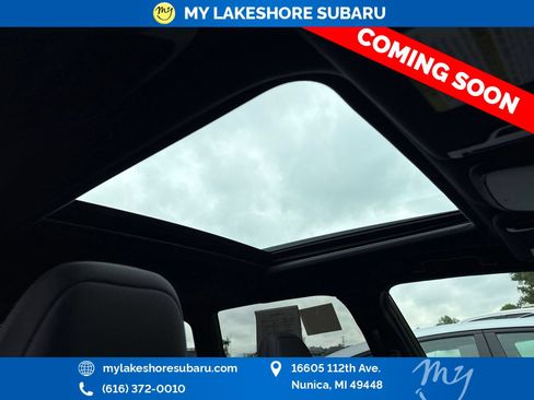 Used 2025 Subaru Forester Premium AWD/4WD image 14