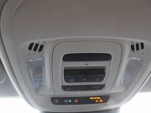 New 2025 Buick Envision Preferred image 48