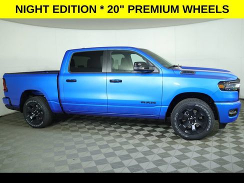 New 2026 RAM 1500 4x4 Crew Cab image 7