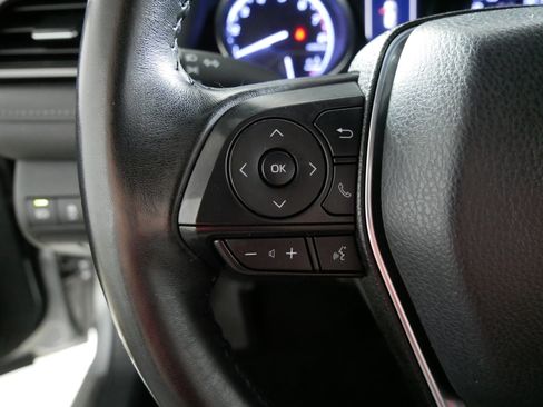 Used 2019 Toyota Camry SE image 27