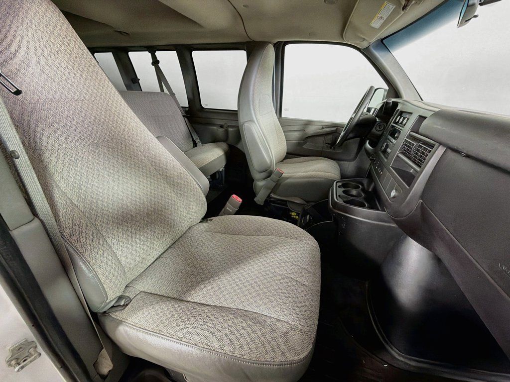 Used 2014 Chevrolet Express 3500 LT w/ LT Preferred Equipment Group RWD image 23