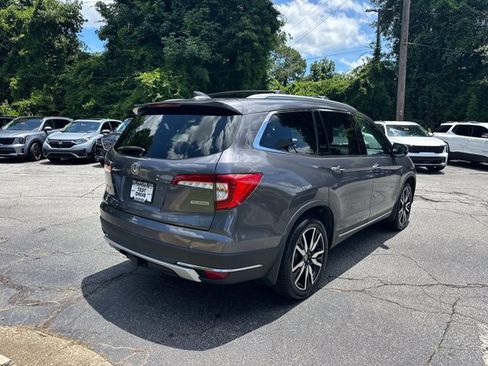 Used 2022 Honda Pilot Touring image 6
