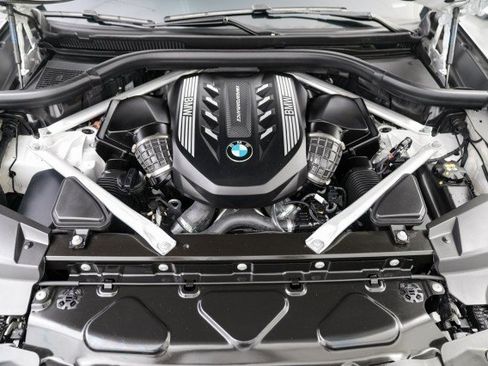Used 2022 BMW X6 M50i image 34