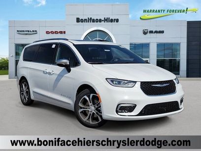 New 2026 Chrysler Pacifica Pinnacle