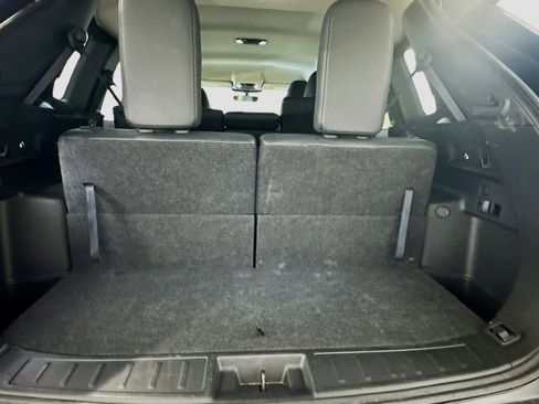 Used 2025 Mitsubishi Outlander SE image 31