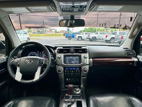 Used 2019 Toyota 4Runner Limited AWD/4WD image 19
