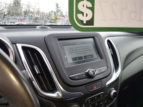 Used 2018 Chevrolet Equinox LT image 20