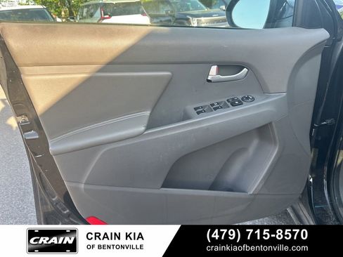 Used 2016 Kia Sportage LX image 10