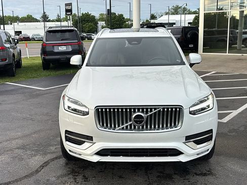 Used 2023 Volvo XC90 B6 Plus w/ Protection Package AWD/4WD image 5