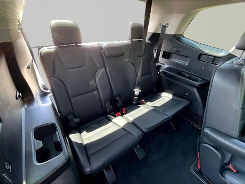 Certified 2022 Kia Telluride EX w/ EX Premium Package FWD image 27