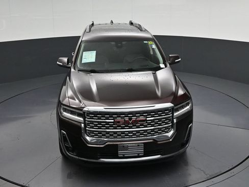 Used 2020 GMC Acadia Denali w/ Technology Package FWD image 22