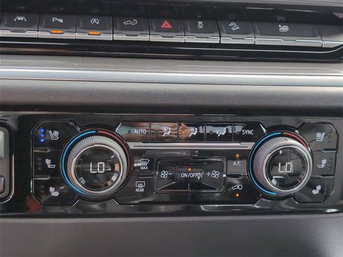 New 2026 Chevrolet Silverado 1500 High Country w/ LPO, Dark Essentials Package image 17