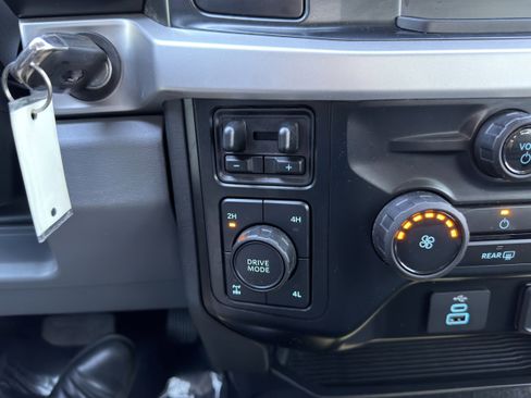 Used 2023 Ford F250 XL w/ STX Appearance Package image 39