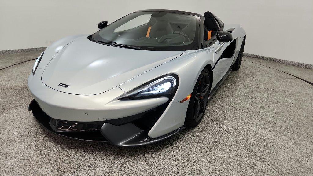 Used 2019 McLaren 570S Spider RWD image 41