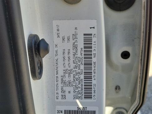 Used 2017 Toyota Tacoma SR5 w/ Tow Package image 30