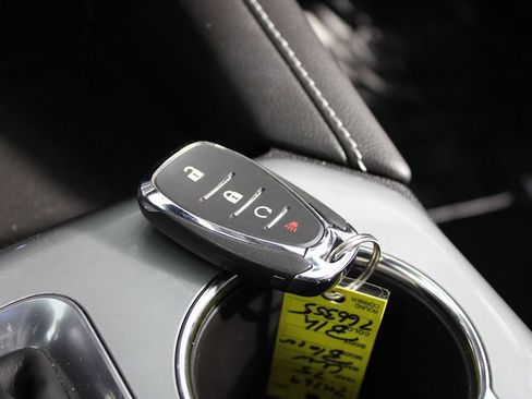 Used 2025 Chevrolet Blazer LT FWD image 10