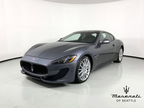 Used 2016 Maserati GranTurismo Sport RWD image 1