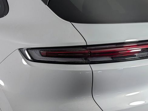 New 2026 Porsche Cayenne image 16