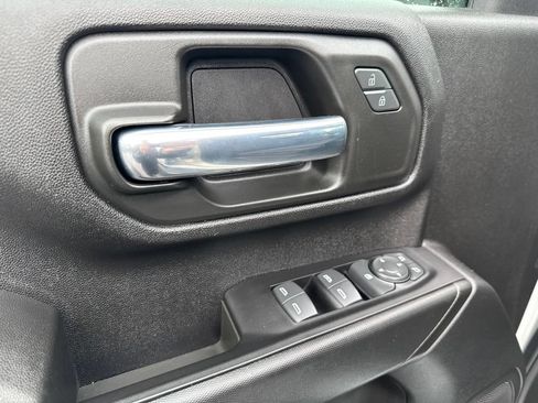 Used 2022 Chevrolet Silverado 2500 Custom w/ Custom Convenience Package AWD/4WD image 12