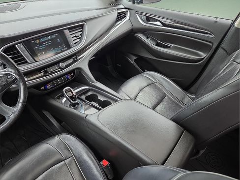 Used 2019 Buick Enclave Avenir w/ Avenir Technology Package AWD/4WD image 13