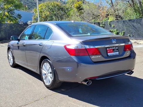 Used 2014 Honda Accord Touring image 7