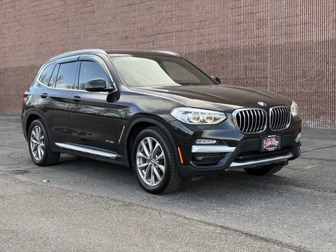 Used 2018 BMW X3 xDrive30i image 1