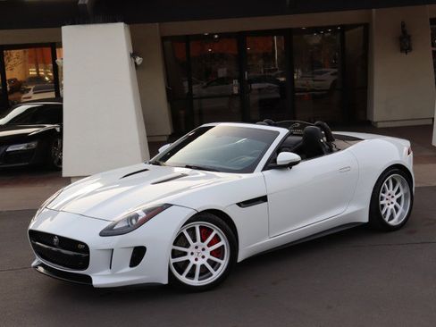 Used 2014 Jaguar F-TYPE S image 4