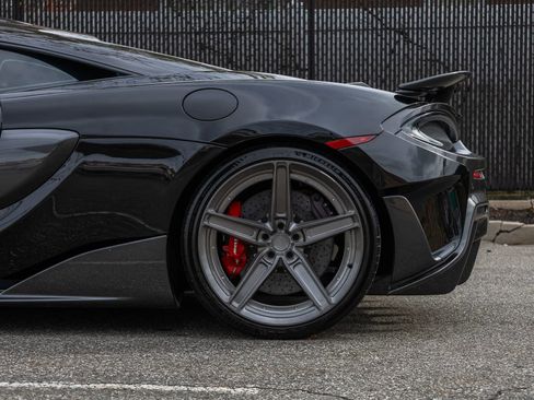 Used 2019 McLaren 600LT image 24