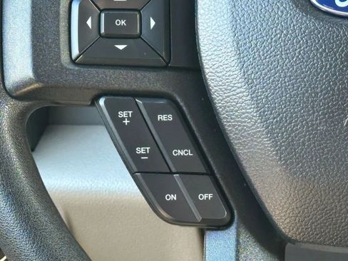 Used 2019 Ford F150 XLT AWD/4WD image 36