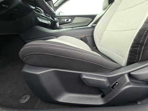 Used 2025 Ford Mustang Coupe image 15