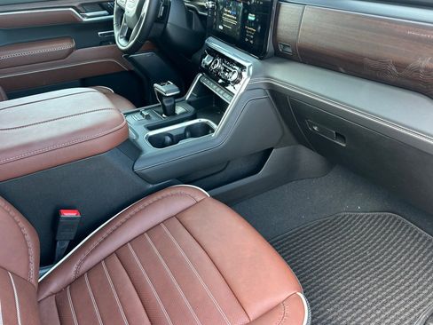 Used 2026 GMC Sierra 1500 Denali Ultimate AWD/4WD image 19
