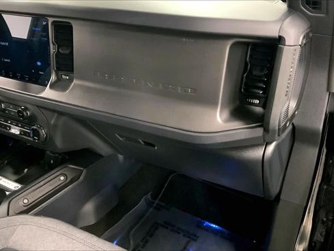Used 2025 Ford Bronco Big Bend image 16