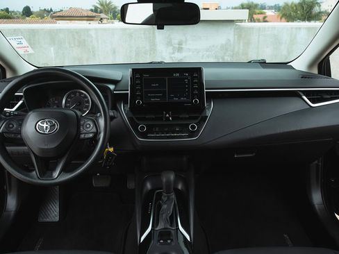 Used 2021 Toyota Corolla LE w/ Carpet Mat Package (TMS) image 21