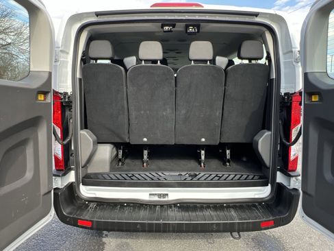 Used 2023 Ford Transit 350 XLT image 26