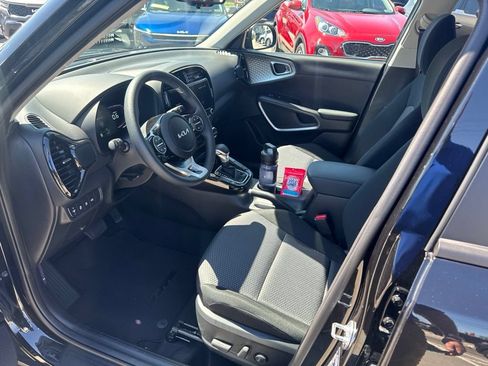 Certified 2025 Kia Soul S FWD image 14