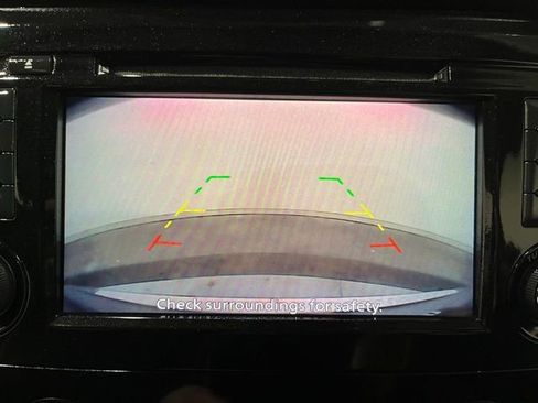 Used 2019 Nissan Rogue S image 31