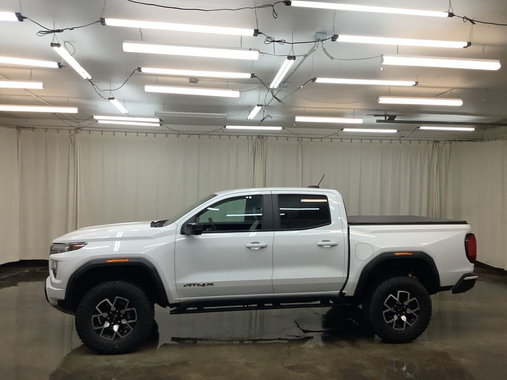 Used 2024 GMC Canyon AT4X AWD/4WD image 9