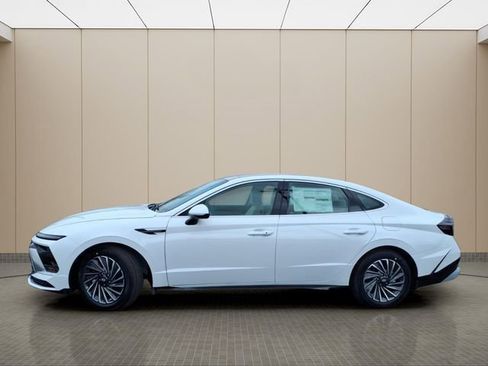 New 2026 Hyundai Sonata SEL FWD image 5