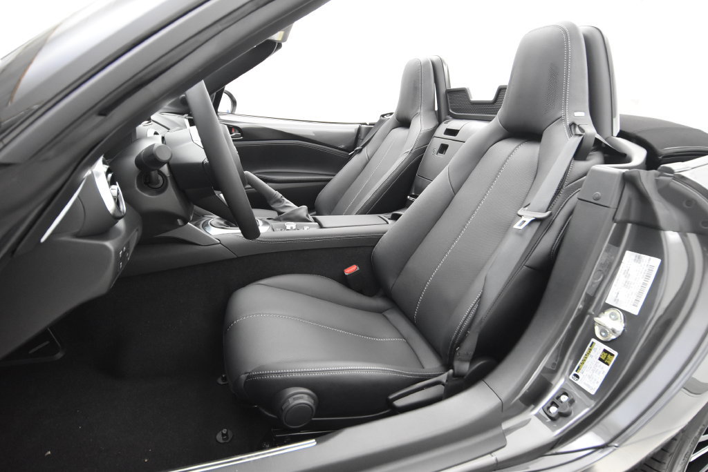 New 2026 MAZDA MX-5 Miata Grand Touring w/ Weather Package RWD image 25