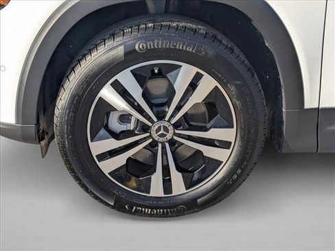Certified 2025 Mercedes-Benz GLB 250 4MATIC image 23