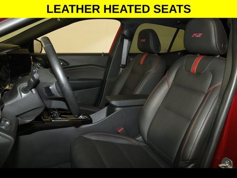 Certified 2024 Chevrolet Trax RS w/ Driver Confidence Package FWD image 3