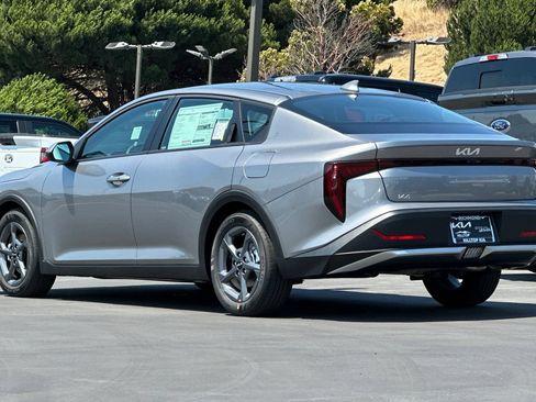 New 2026 Kia K4 FWD image 6
