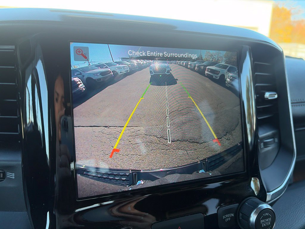 Used 2022 RAM 1500 Laramie AWD/4WD image 28