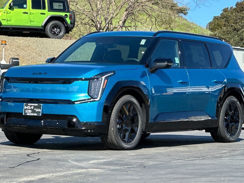 New 2026 Kia EV9 Land w/ Nightfall Edition Package AWD/4WD image 8