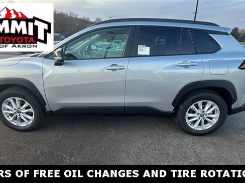 New 2026 Toyota Corolla Cross LE image 2